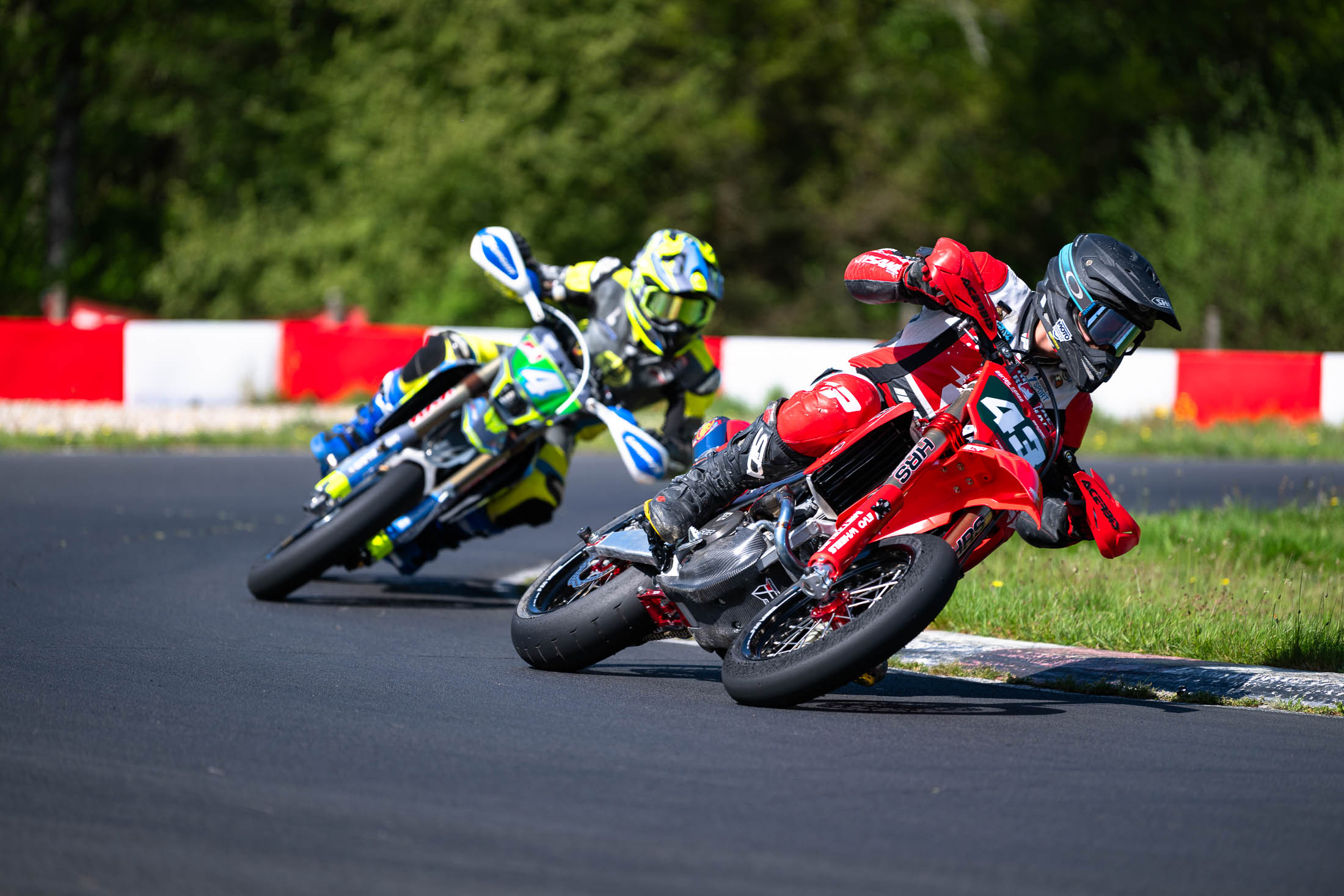 100pour100-7615-adrien_sarda__noah_champagne